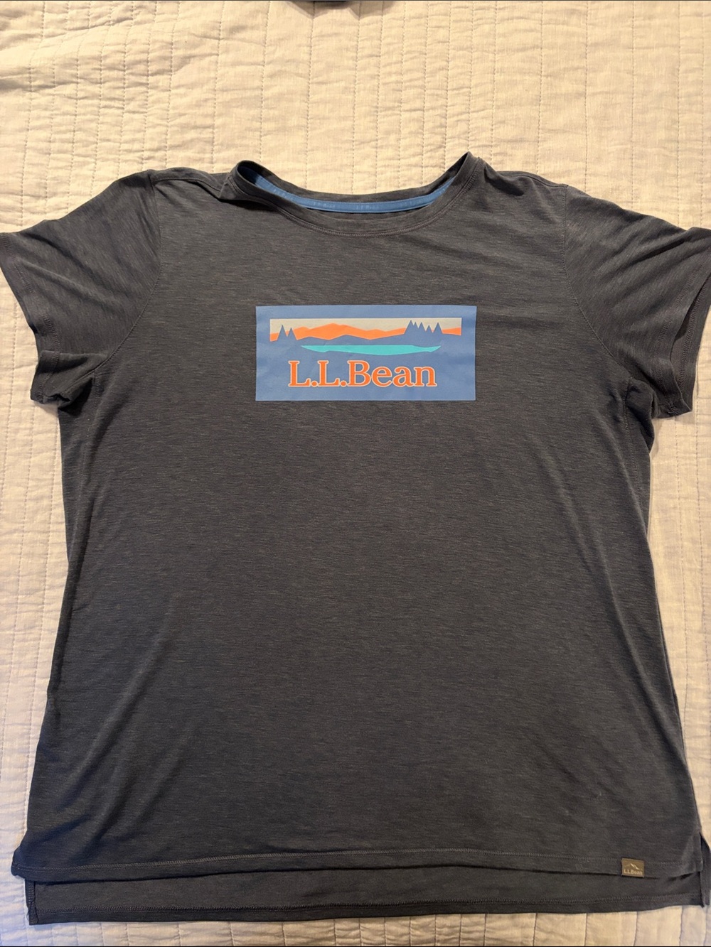 L.L. Bean Dark Blue Tee with Mountain Logo XL
